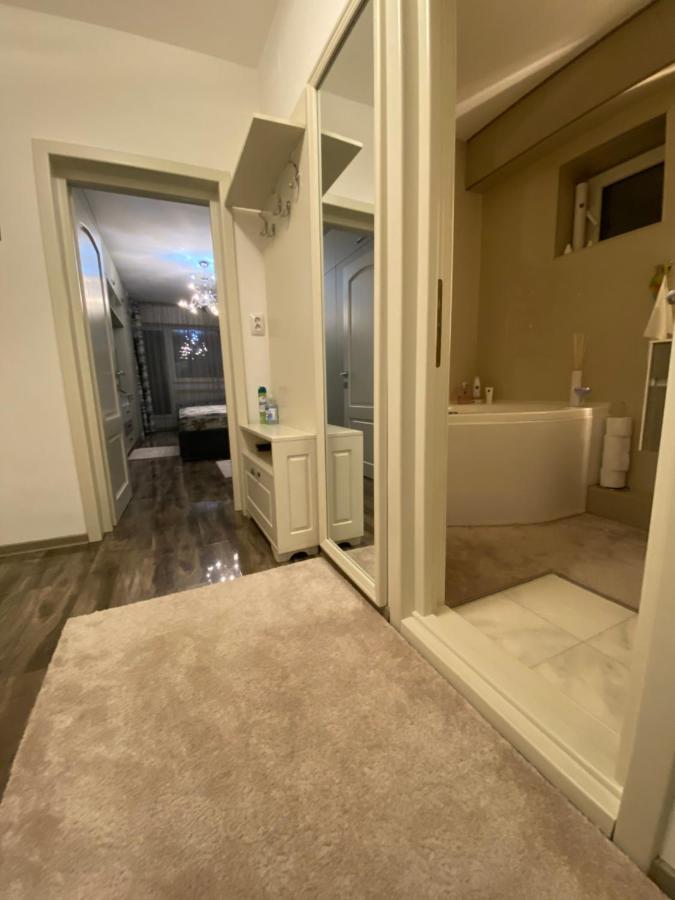 Apartmán Eden Luxury Brăila Exteriér fotografie
