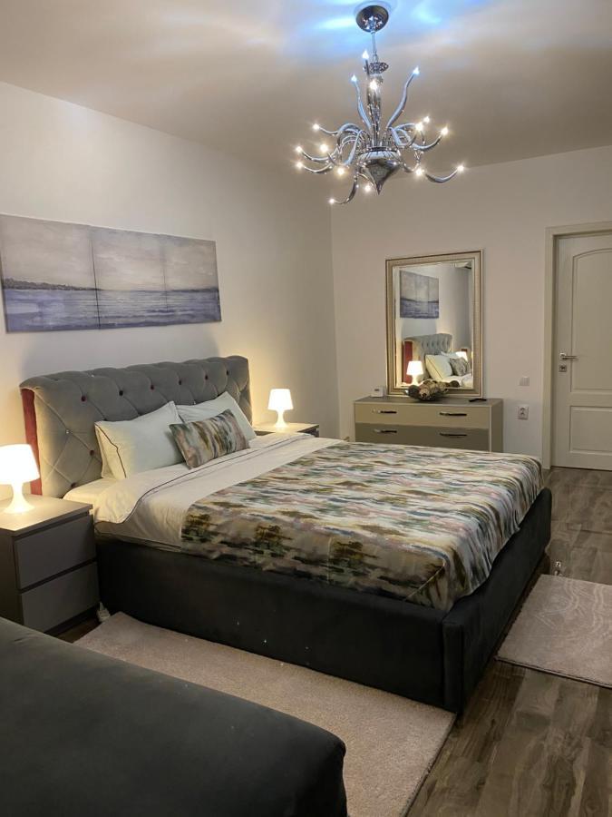 Apartmán Eden Luxury Brăila Exteriér fotografie