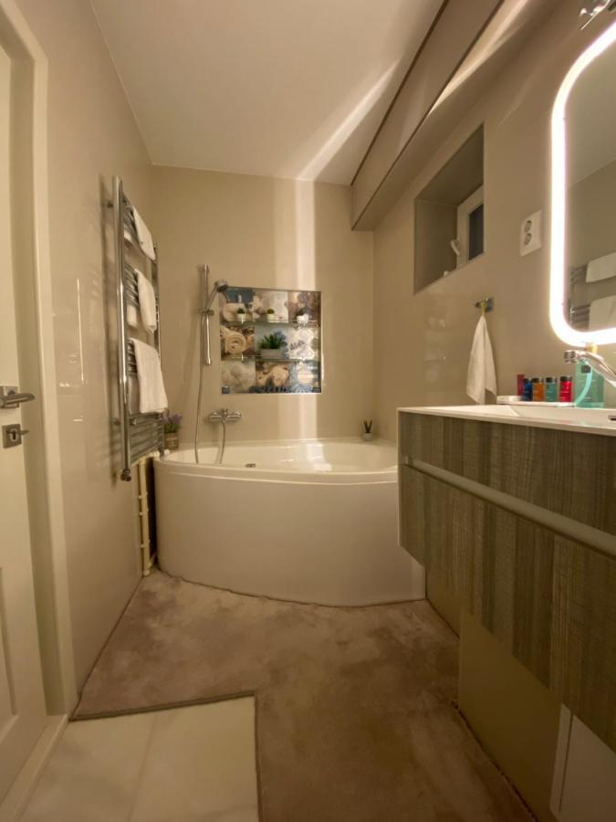 Apartmán Eden Luxury Brăila Exteriér fotografie